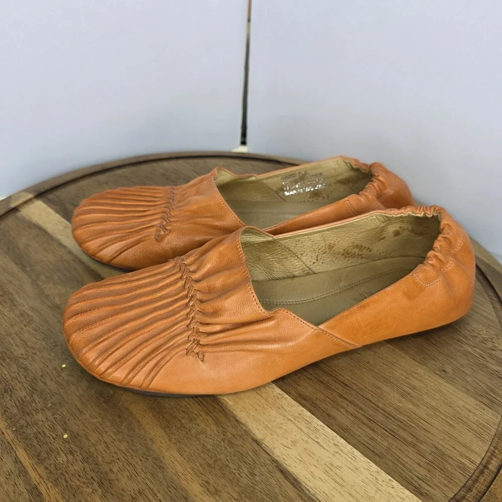 Chocolat Blu Cam Orange Leather Flats Siz 8.5 Ballet Peach Scrunched Slip On